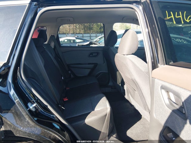 Nissan Rogue S Intelligent Awd