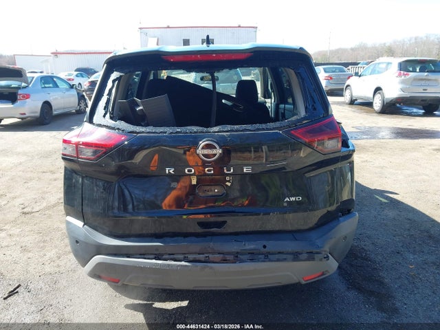 Nissan Rogue S Intelligent Awd