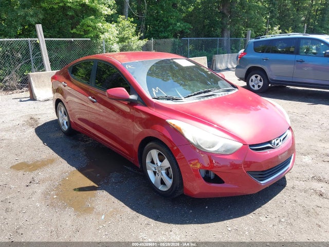 Salvage Hyundai ELANTRA Image