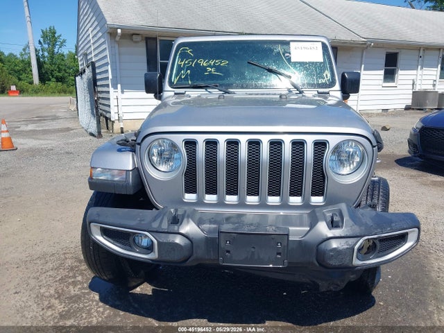 Jeep Wrangler Sahara 4x4