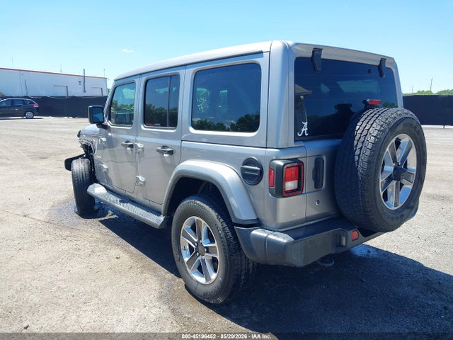 Jeep Wrangler Sahara 4x4