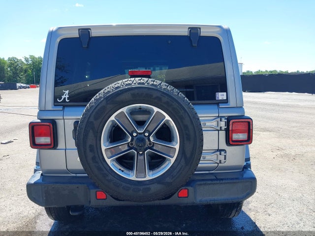 Jeep Wrangler Sahara 4x4