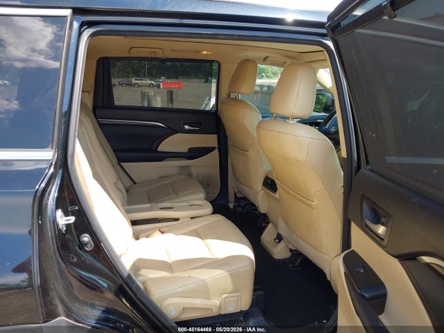 Toyota Highlander Limited Platinum V6