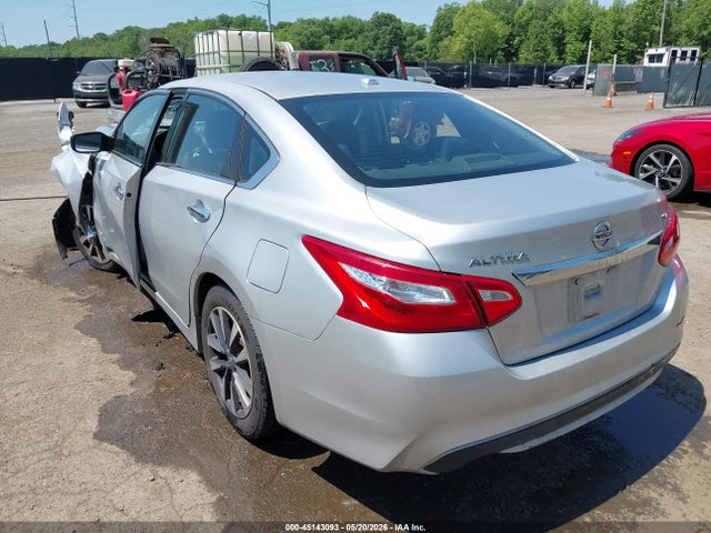 Nissan Altima 2.5 Sv