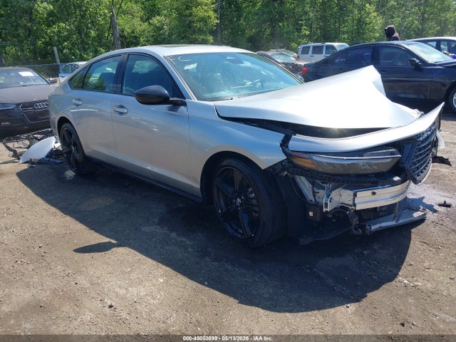 Salvage Honda Accord Image