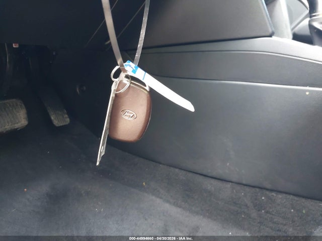 Hyundai ELANTRA Value Edition