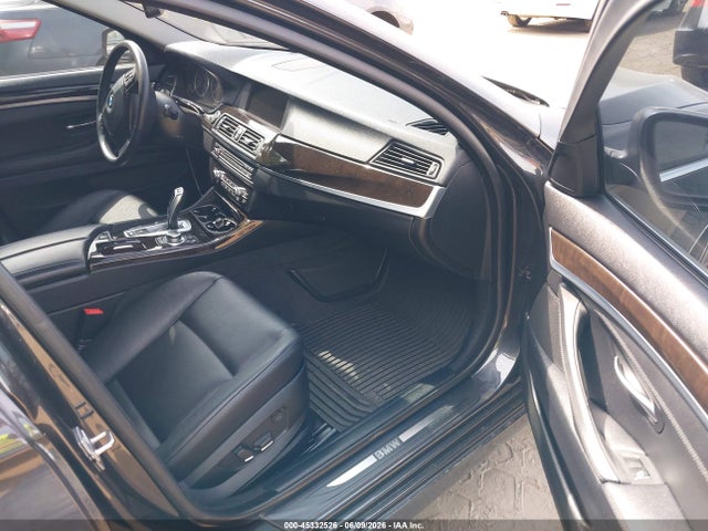 BMW 5 Series Xdrive