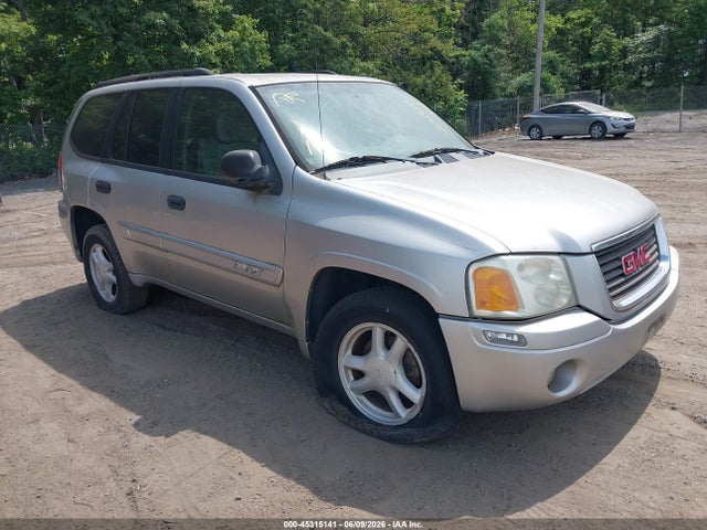 Salvage GMC Envoy Image
