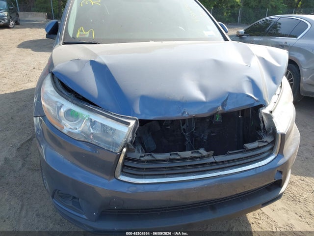 Toyota Highlander Le
