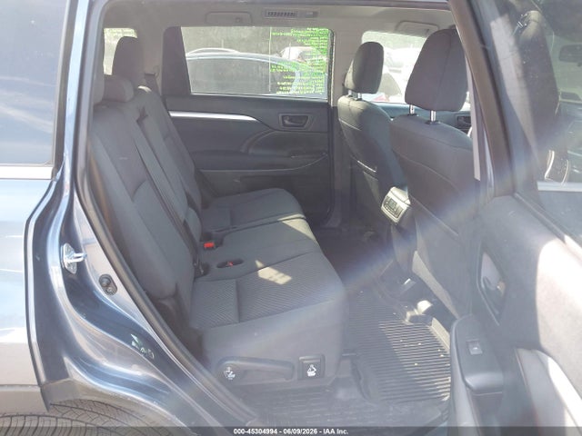 Toyota Highlander Le