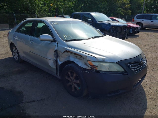 Salvage Toyota Camry Image