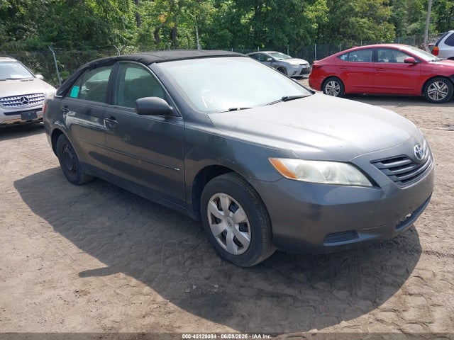 Salvage Toyota Camry Image