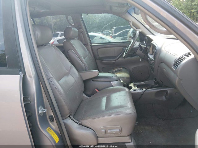 Toyota Sequoia Limited V8