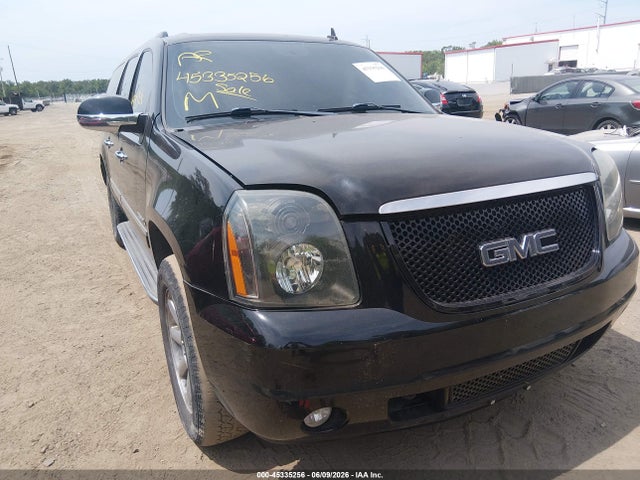 GMC Yukon Denali