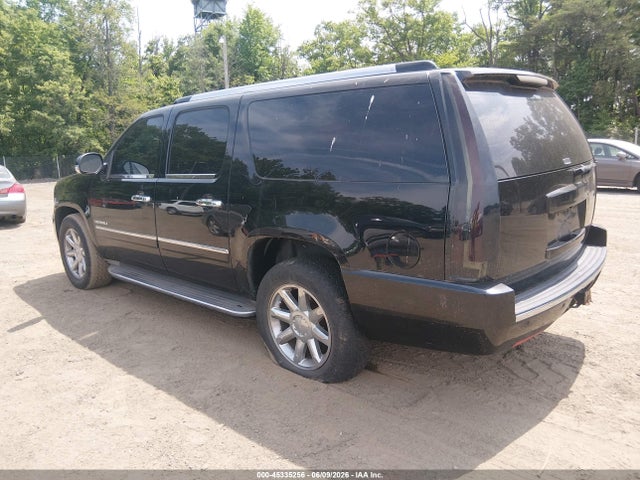 GMC Yukon Denali