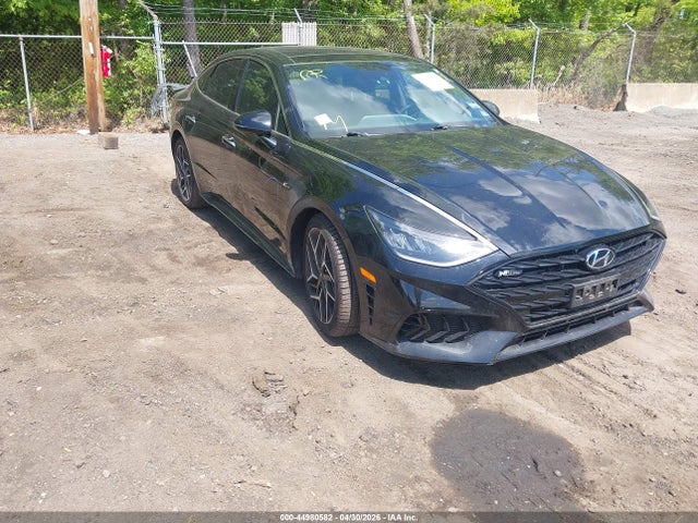 Salvage Hyundai SONATA Image