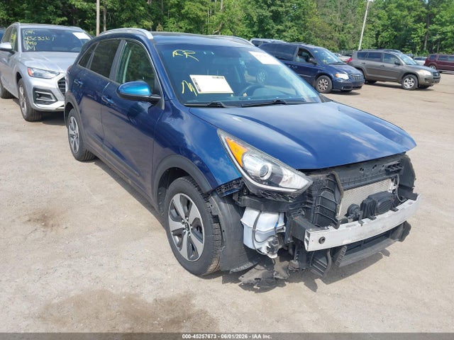 Salvage Kia Niro Image
