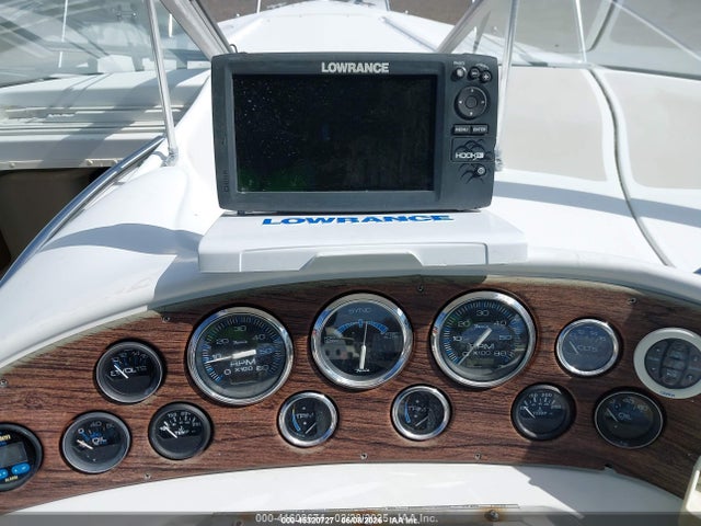 Chris Craft Cabin Motorboat