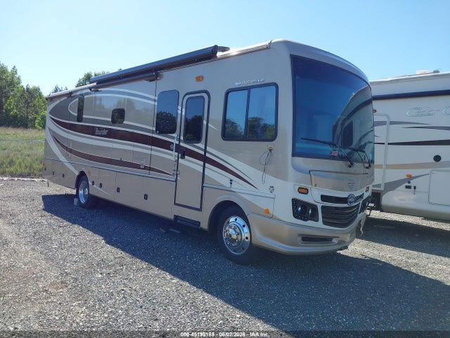 Salvage Ford F53 Image