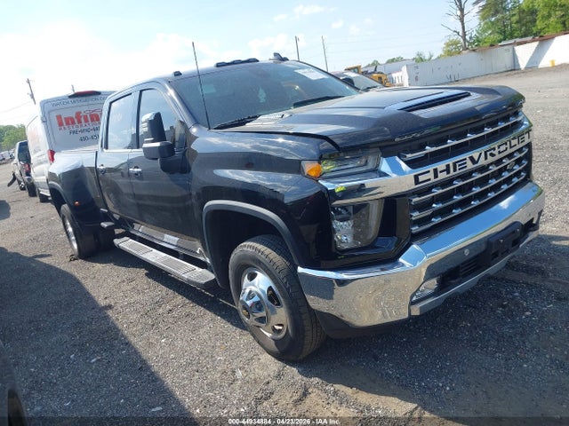 Salvage Chevrolet Silverado 3500 Image