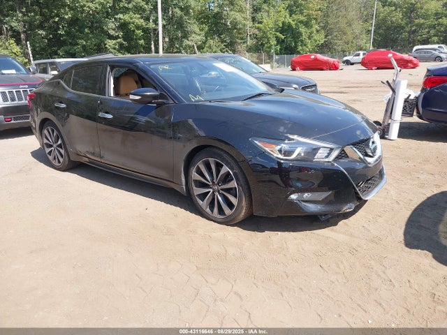 Salvage Nissan Maxima Image