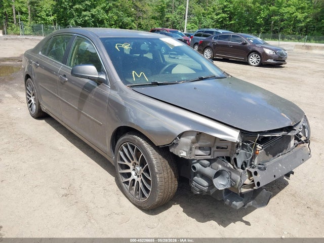 Salvage Chevrolet Malibu Image
