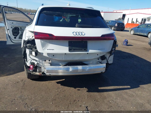 Audi e-tron Premium Quattro