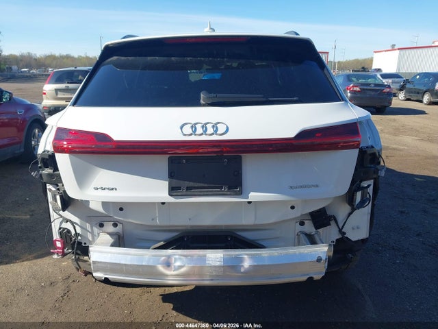 Audi e-tron Premium Quattro