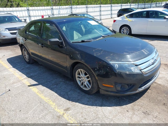 Salvage Ford Fusion Image