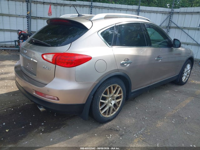 INFINITI Ex Journey