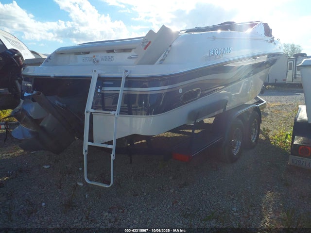 Four Winns 240 Horizon