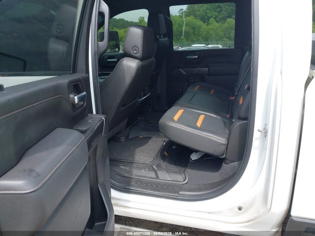 General Motors Sierra 2500HD 4wd  Standard Bed At4