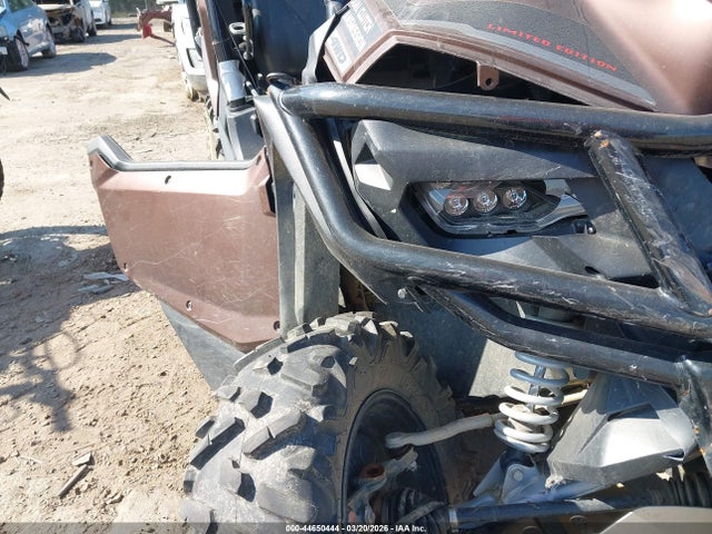 Honda Sxs1000 M5