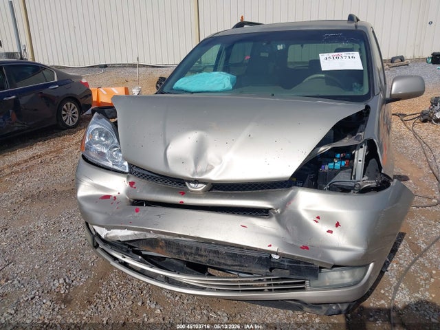 Toyota Sienna Xle