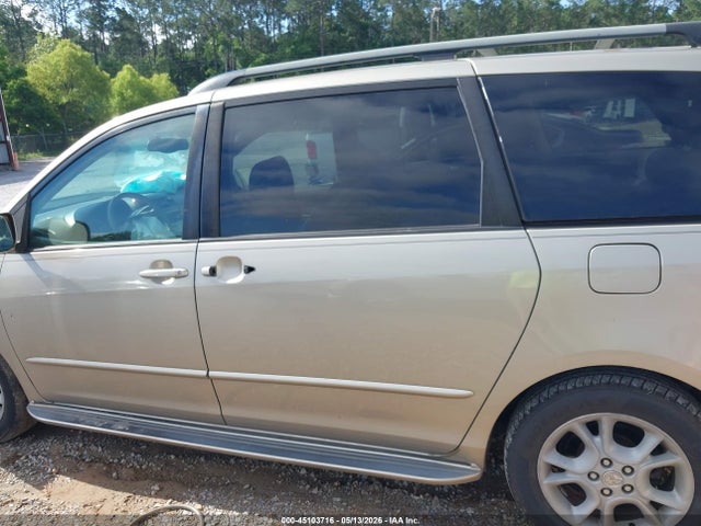 Toyota Sienna Xle
