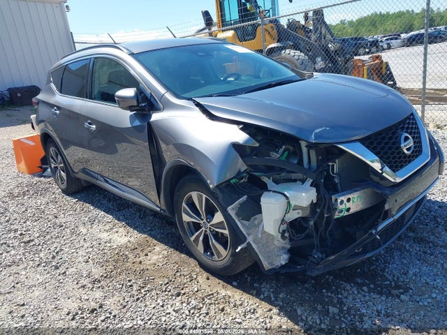 Salvage Nissan Murano Image