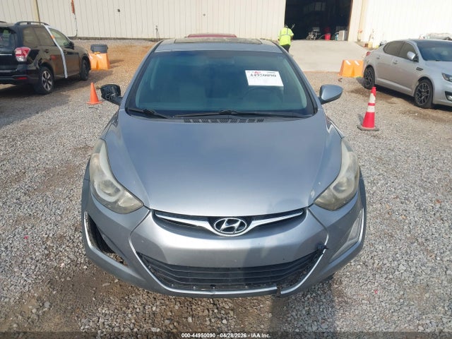 Hyundai ELANTRA Se