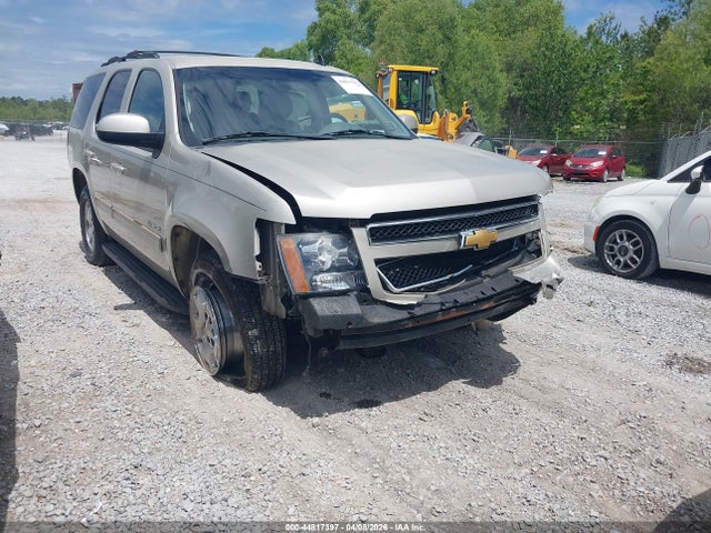 Salvage Chevrolet Tahoe Image