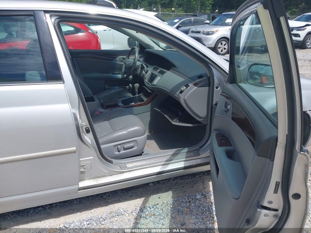 Toyota Avalon Xls