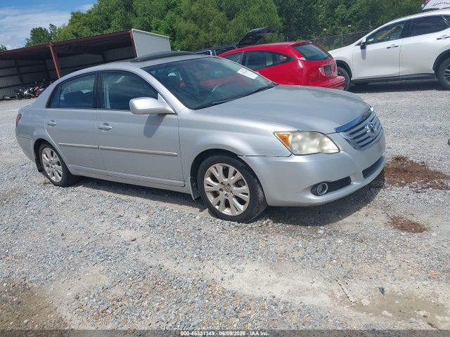 Salvage Toyota Avalon Image