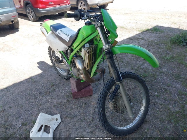 Salvage Kawasaki Kdx200 Image