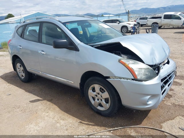 Salvage Nissan Rogue Image