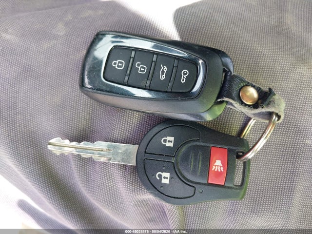 Nissan Rogue S