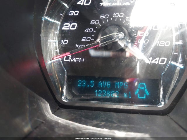 Ford Taurus Sel