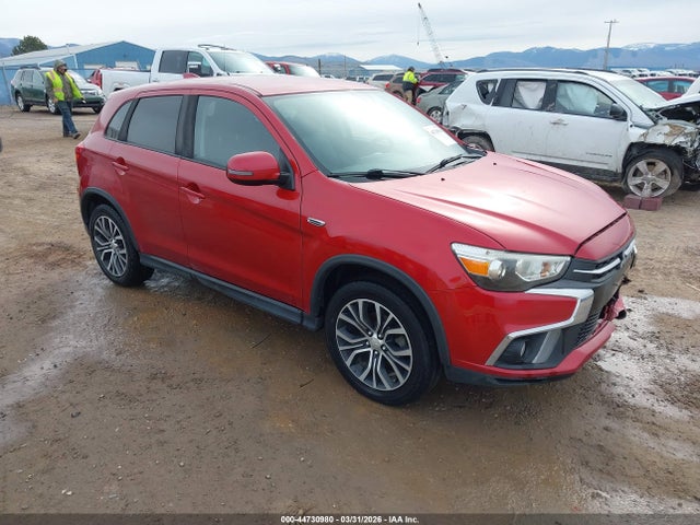 Salvage Mitsubishi Outlander Image