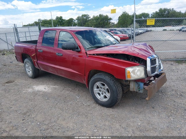 Salvage Dodge Dakota Image