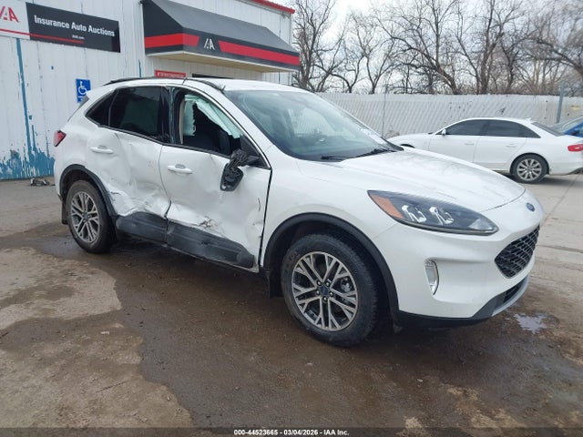 Salvage Ford Escape Image