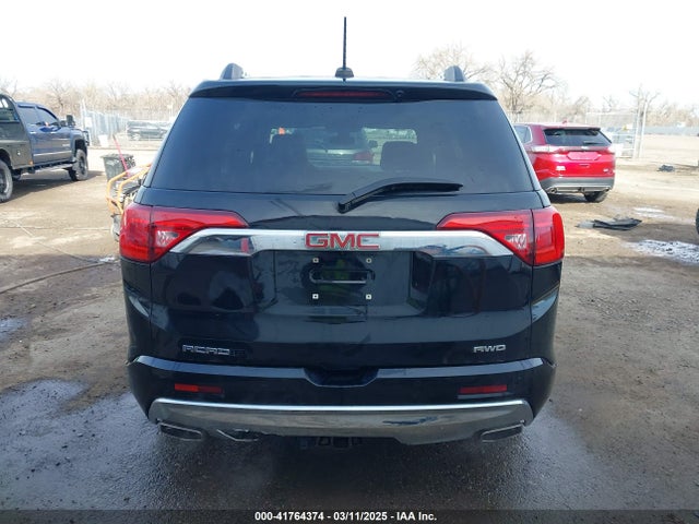 GMC Acadia Denali
