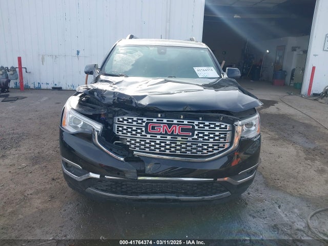 GMC Acadia Denali