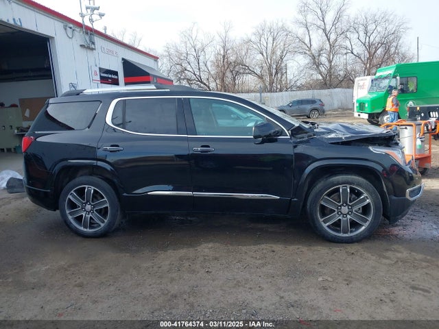 GMC Acadia Denali